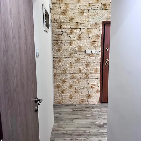 Apartment By The Sea